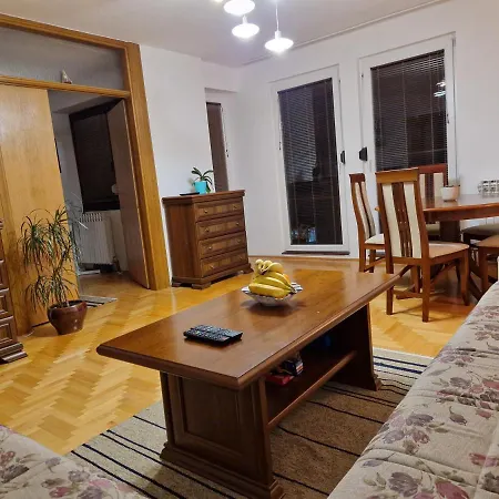 Apartman Chess Apartamento *